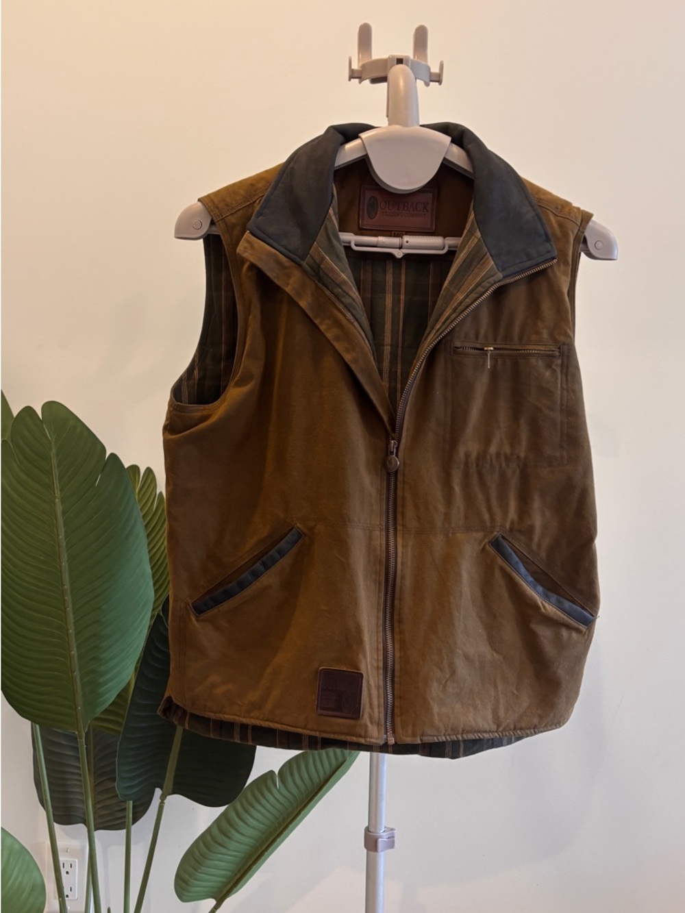 Men's Brown sawbuck Vest with leather Contrast Collar